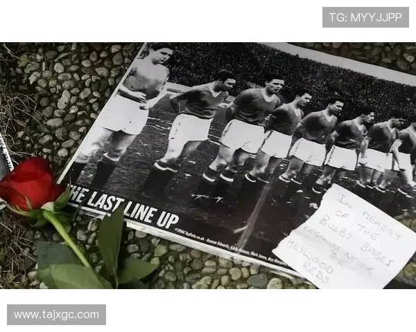 足球明星卡片精美图片汇总欣赏让你领略球场传奇的风采与魅力 足球明星卡片精美图片汇总欣赏让你领略球场传奇的风采与魅力