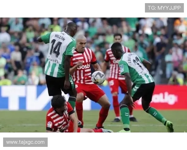 西安足球队强势领跑世界杯积分榜61分稳居第一位置 西安足球队强势领跑世界杯积分榜61分稳居第一位置