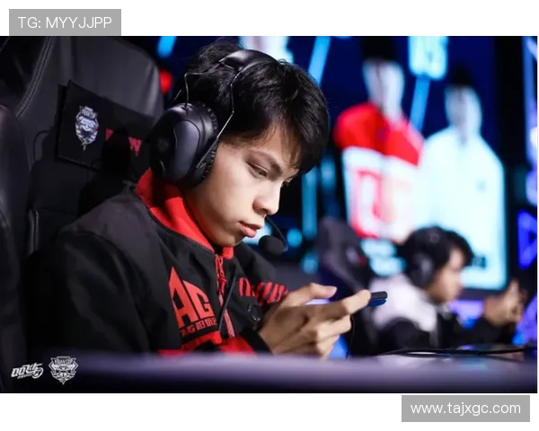 重庆篮球队在洲际杯积分榜中以97分稳居第一名展现强劲实力 重庆篮球队在洲际杯积分榜中以97分稳居第一名展现强劲实力